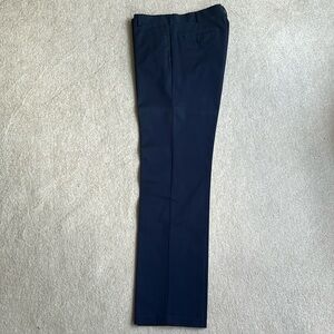 36x34 blue Roundtree & Yorke dress pants.